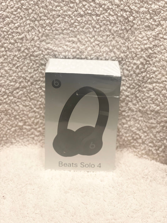 Beats Solo 4